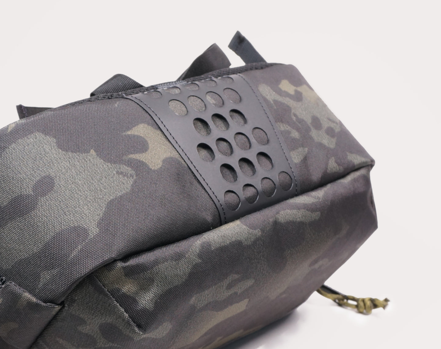 Bicycle bike handlebar bag hip pack, 5L. Handmade in New Zealand. Suits gravel, mountainbikes, commuting bicycles, bike touring.