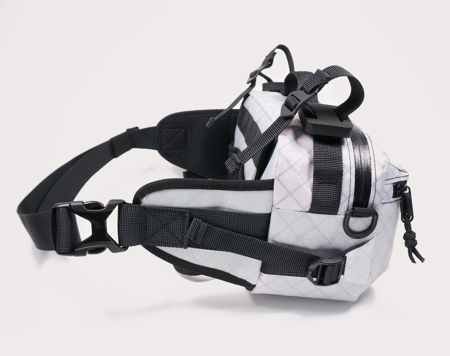 Bicycle bike handlebar bag hip pack, 5L. Handmade in New Zealand. Suits gravel, mountainbikes, commuting bicycles, bike touring.