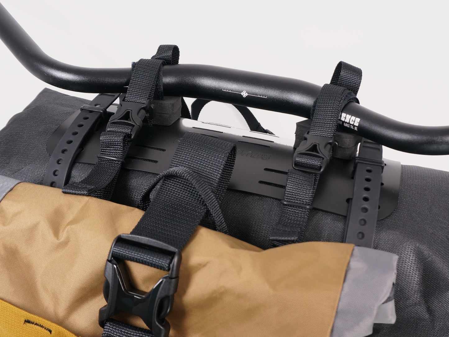 Bandito Front Bag (Multi-use)