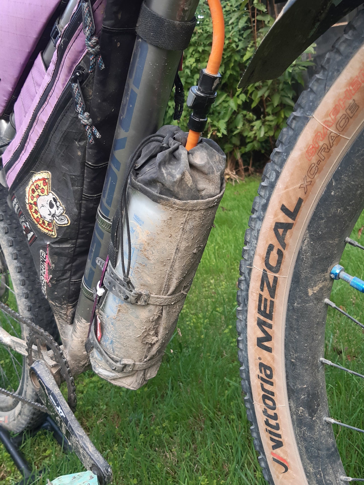 Downunder Bag + SWIG Hydration Kit