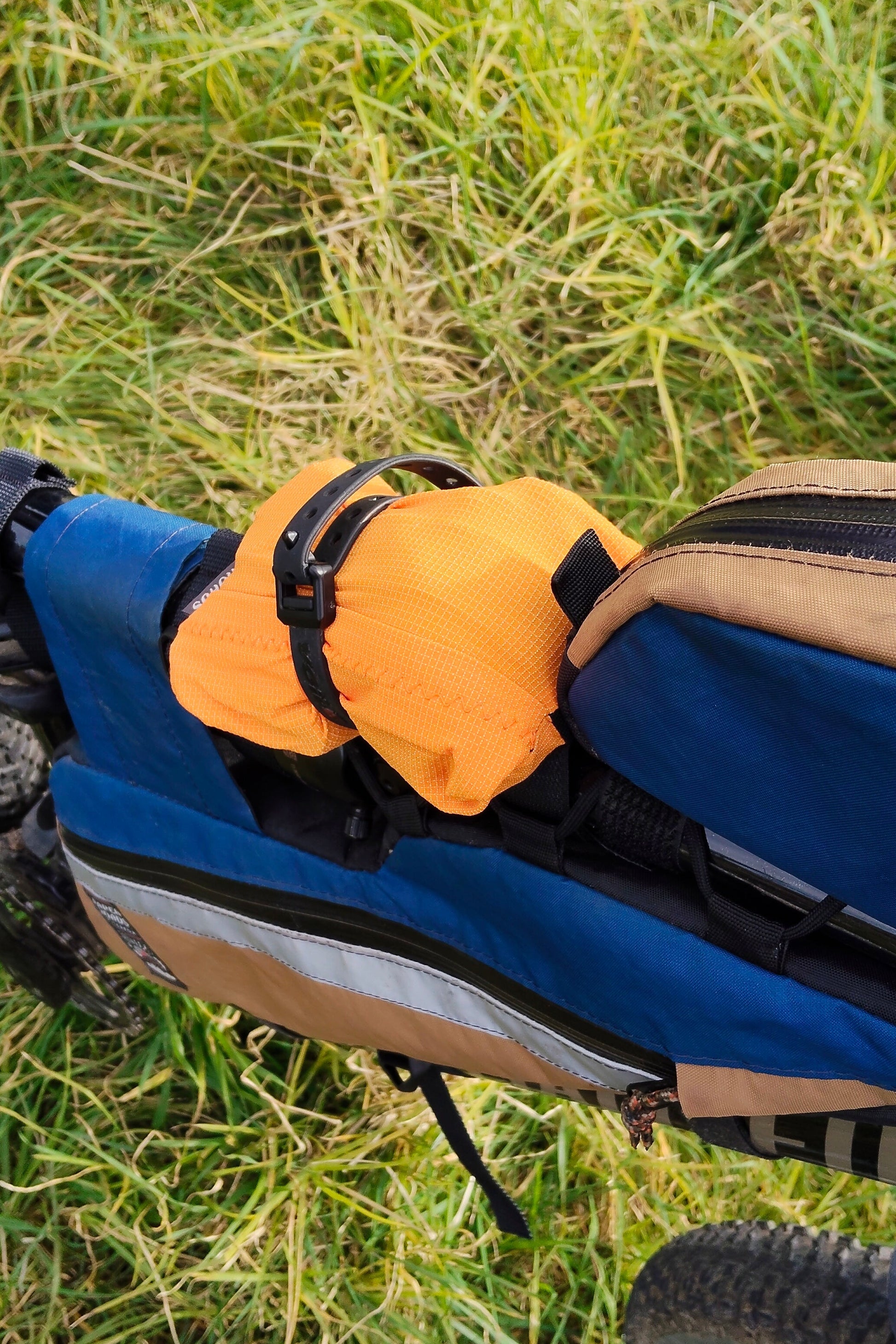 Hike a bike carry straps bikepacking hiking ultra race, bike shoulder straps, tour te waipounamu made in new zealand